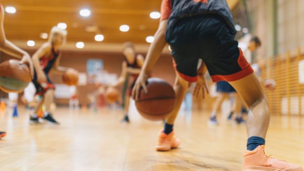 crossover basket in palleggio